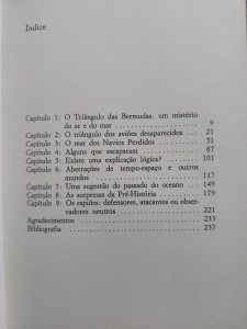 O Triângulo das Bermudas, Charles Berlitz, Círculo do Livro, Capa Dura, 1988
